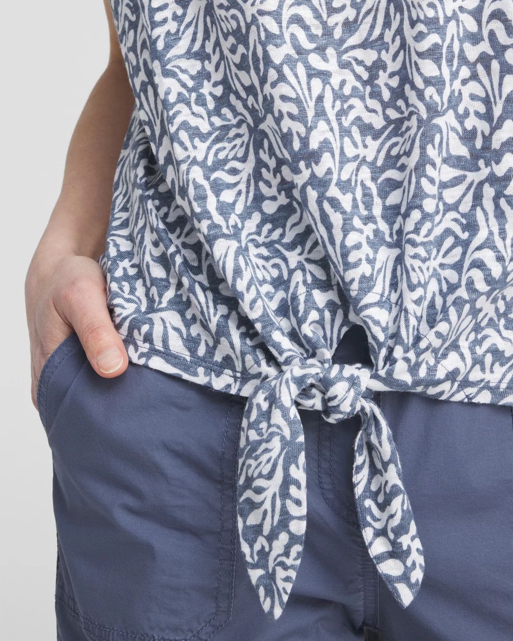 Linen Reef Tie Front Tee | Chico's